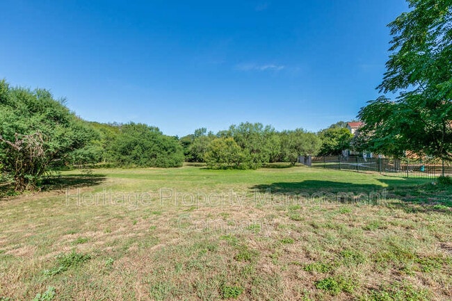 Building Photo - 6160 Eckhert Rd