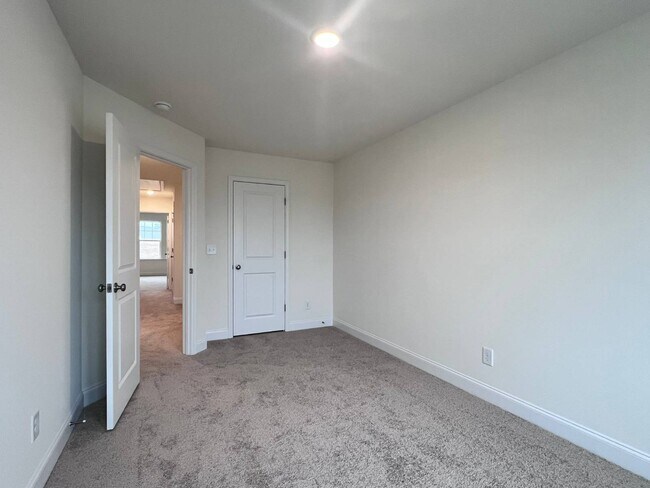 Building Photo - 4959 Caddis Bnd