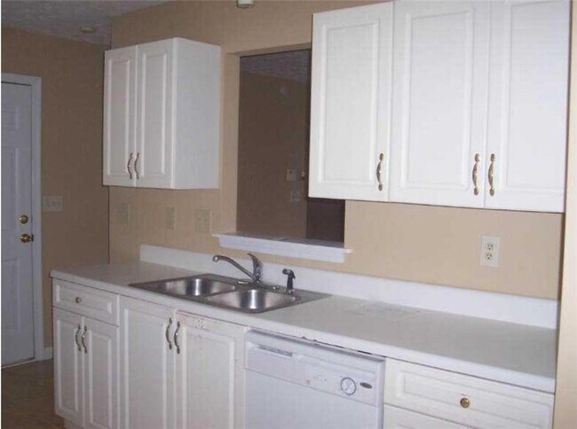 Building Photo - 3500 Park Bluff Ln NW