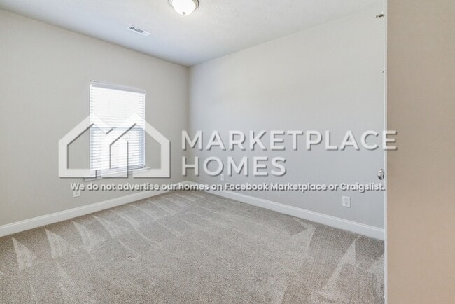 Building Photo - 750 Holderness Ct