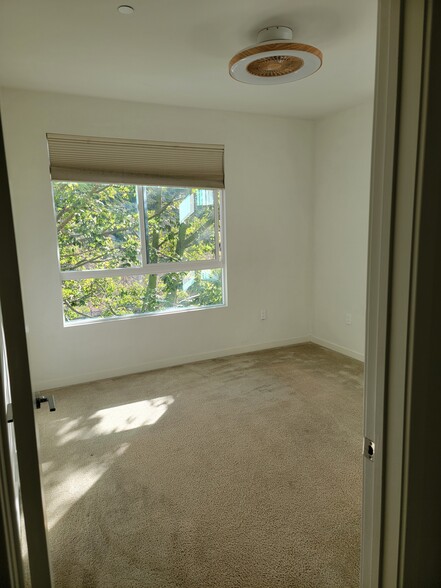 Building Photo - 12655 Bluff Creek Dr