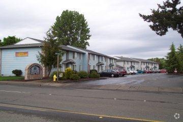 Primary Photo - Cedar Court