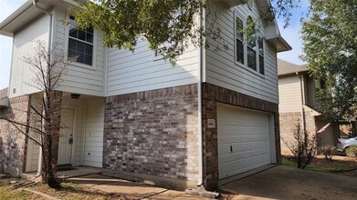 Building Photo - 6819 Highwind Bend Ln