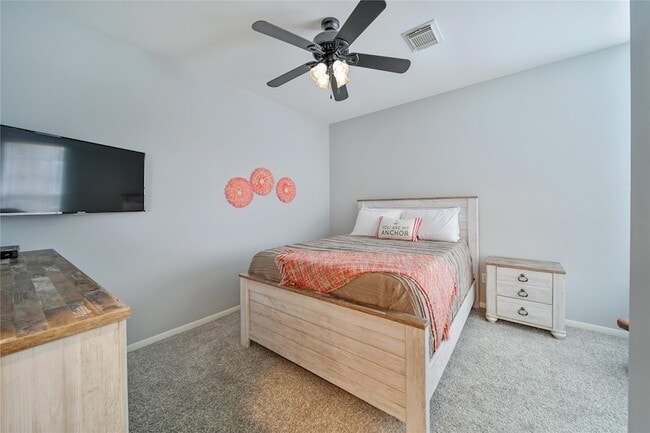 Building Photo - 9698 E Shore Dr