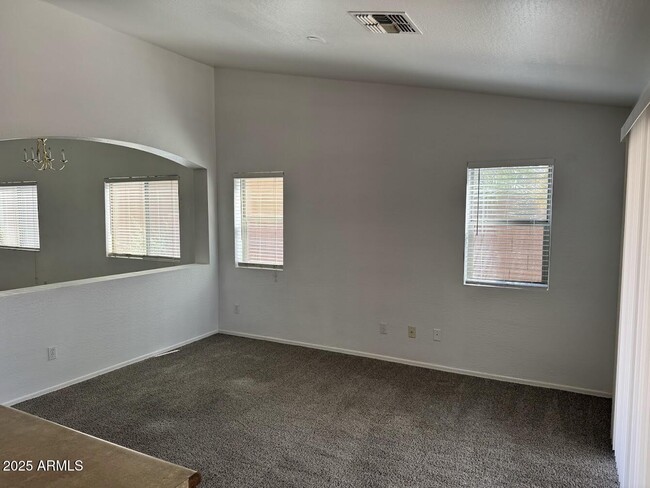 Building Photo - 8541 W Riley Rd