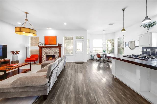 Building Photo - 5205 Panama Dr