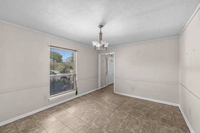 Building Photo - 11319 Briar Forest Dr