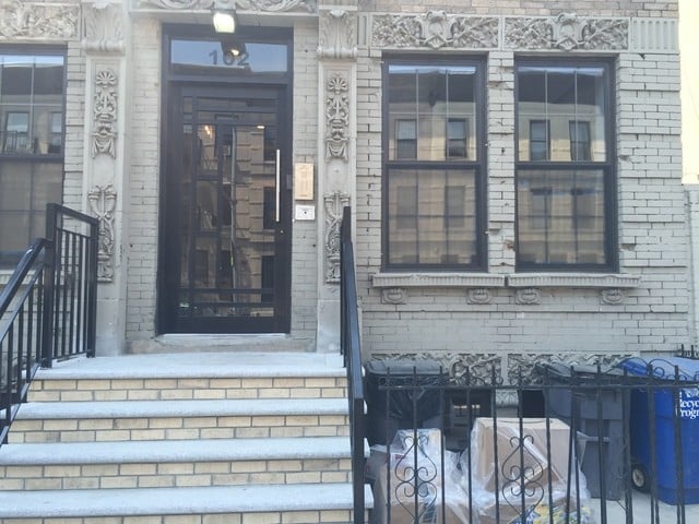 Building Photo - 104 Rogers Ave