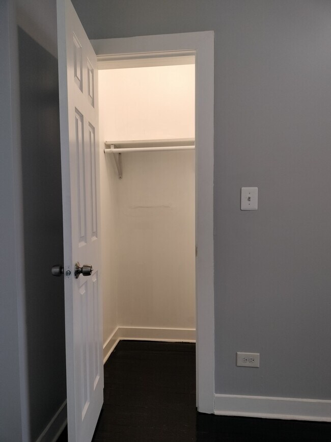 Building Photo - 6601 S Bishop St