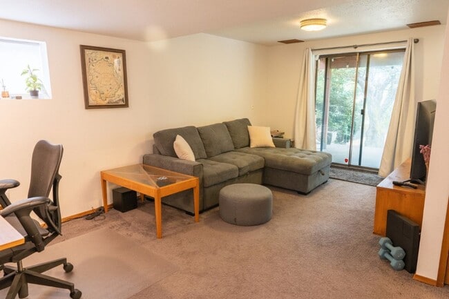 Building Photo - 4Bd/1.5Ba Seattle House