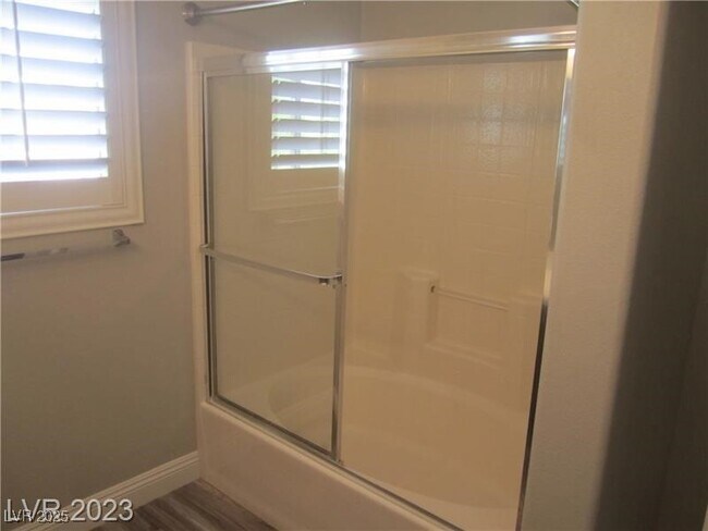 Building Photo - 2058 Smoketree Village Cir