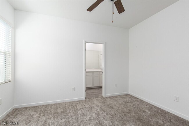 Building Photo - 9583 Noah Pointe Ave