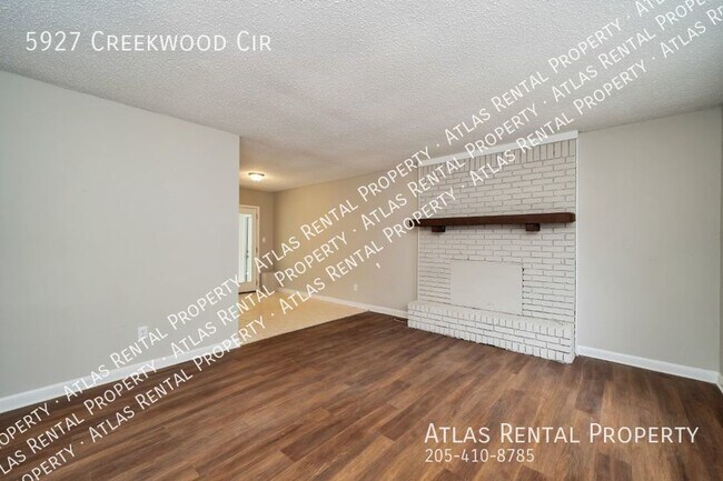 Building Photo - 5927 Creekwood Cir Irondale, AL 35210