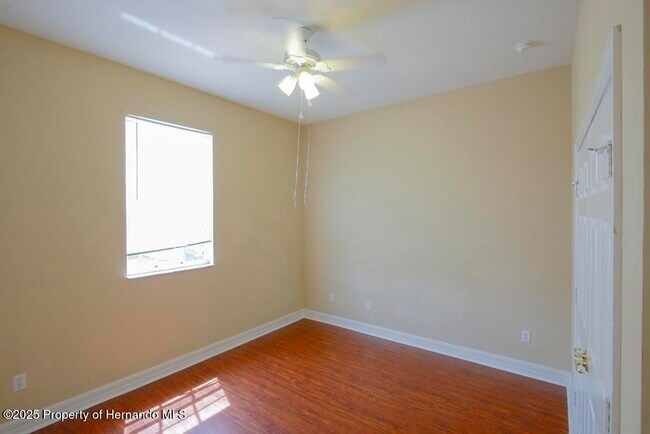 Building Photo - 4394 Edenrock Pl