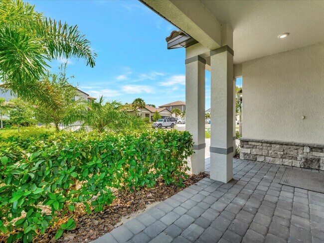 Building Photo - Savanna, Lakewood Ranch 4 bed/2.5 bath Unfurnished Home