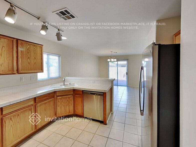 Building Photo - 5324 Clover Blossom Ct
