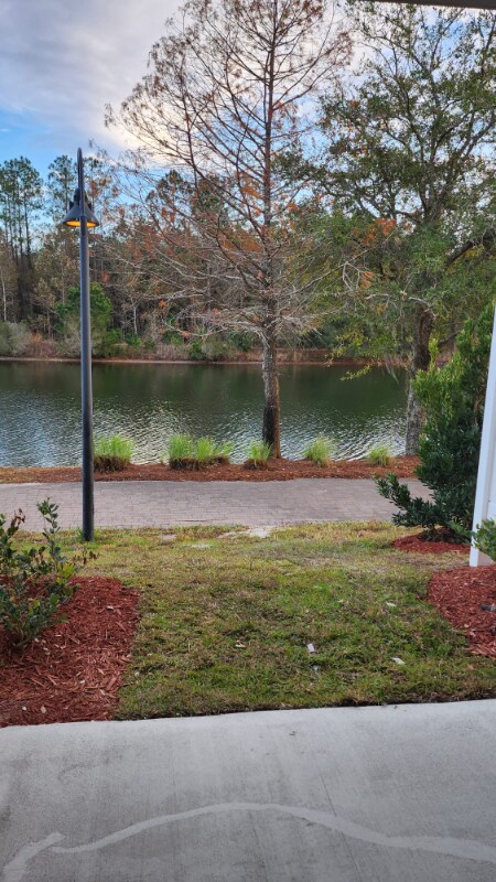 Building Photo - 545 Running Wds St