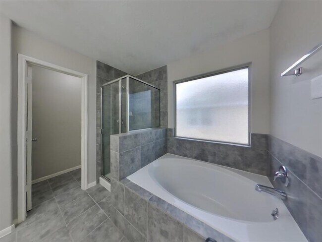 Building Photo - 13610 Kodiak Brown Bear St