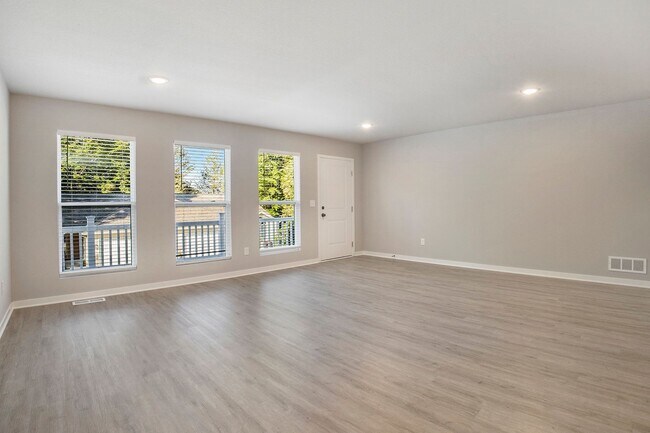 Building Photo - 17539 Beechwood Ln