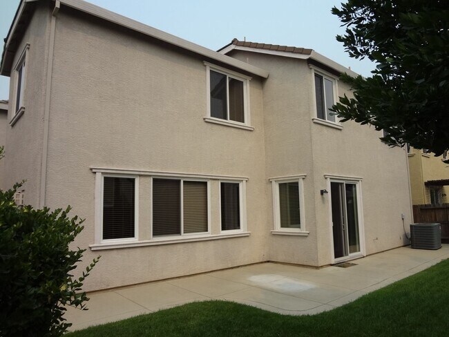 Building Photo - COMING SOON! Beautiful 5 bedroom Home in Lincoln Crossing Village!