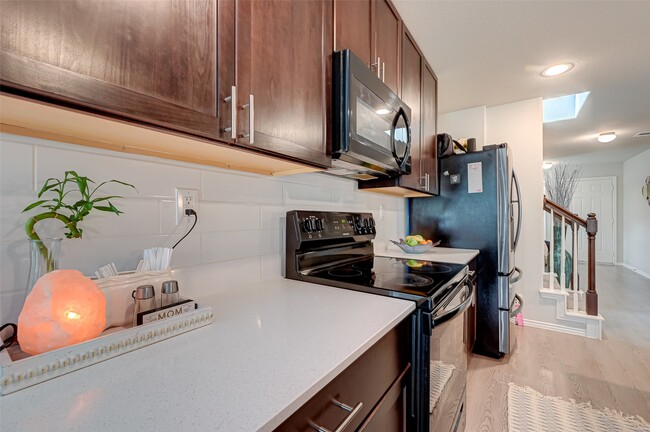 Building Photo - 23322 Dovetail Colony Ct