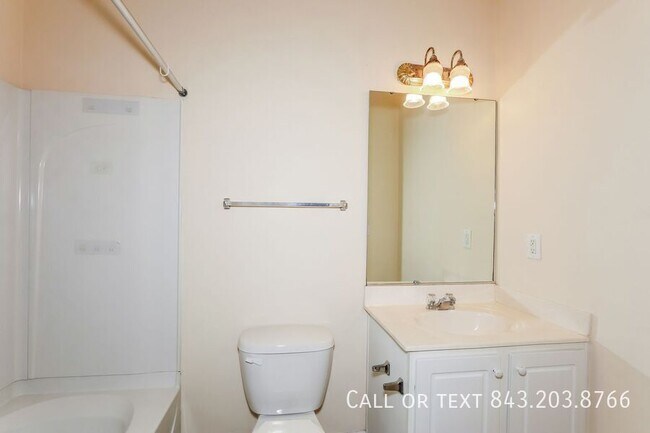 Building Photo - 336 Kiskadee Loop