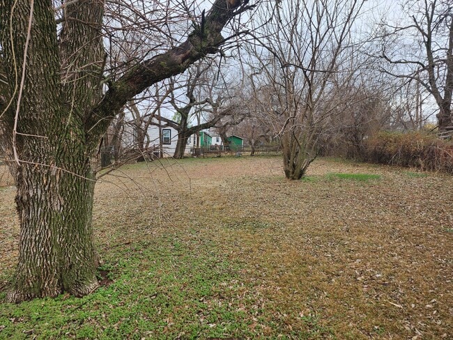 Building Photo - 1905 Peachtree Ave