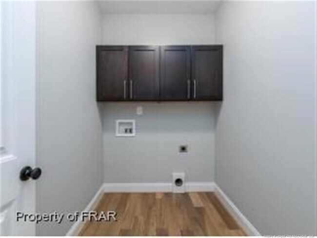 Building Photo - 175 Wind Brook Ct