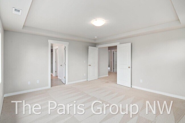 Building Photo - 2122 83rd Ave E