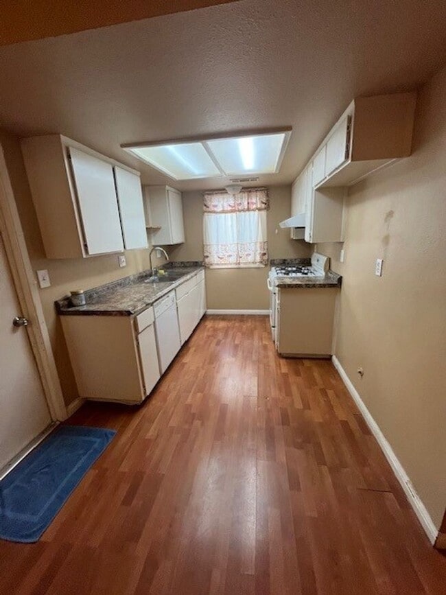 Building Photo - Coming Soon!