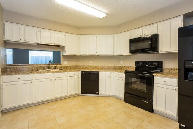 Building Photo - 7311 Skybright Ln