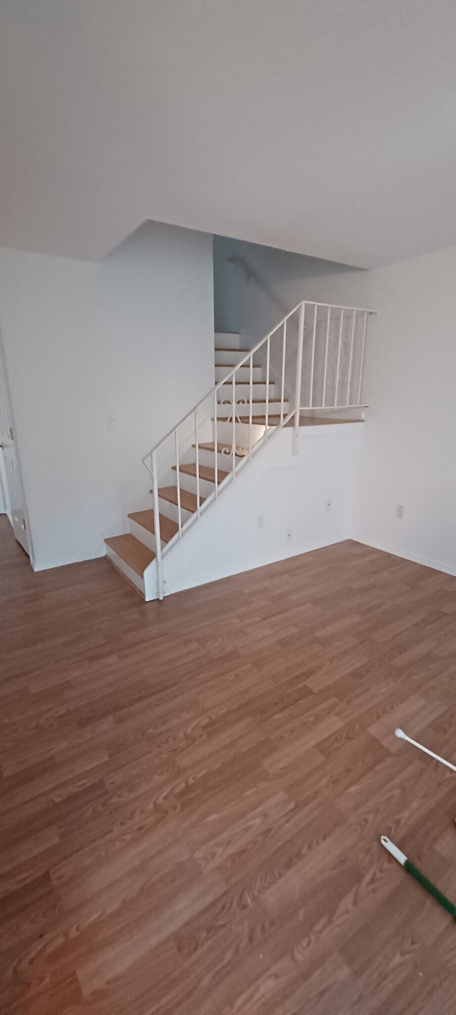 Living room/stairs - 29640 SW Volley St