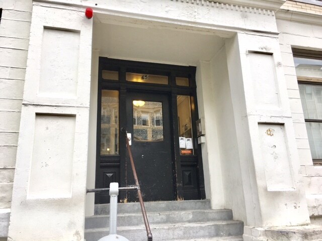 Building Photo - 65 Burbank St