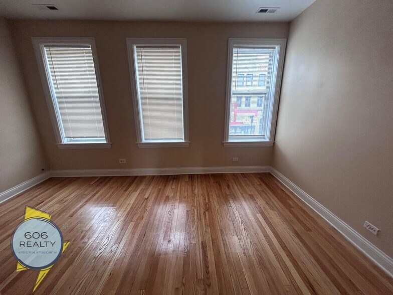 Building Photo - 3205 N Central Ave