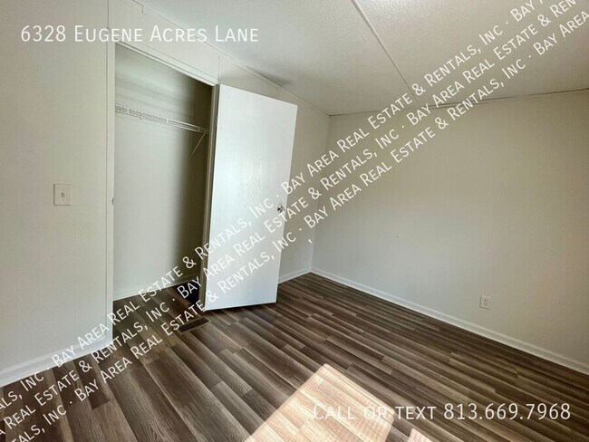 Building Photo - 6328 Eugene Acres Ln