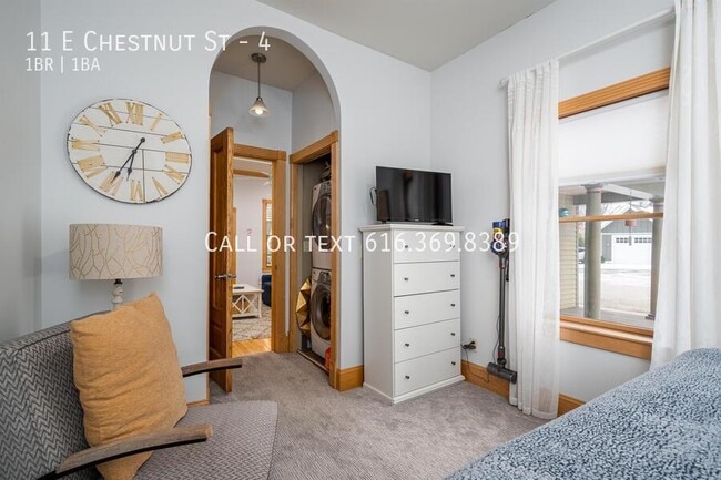 Building Photo - 11 E Chestnut St