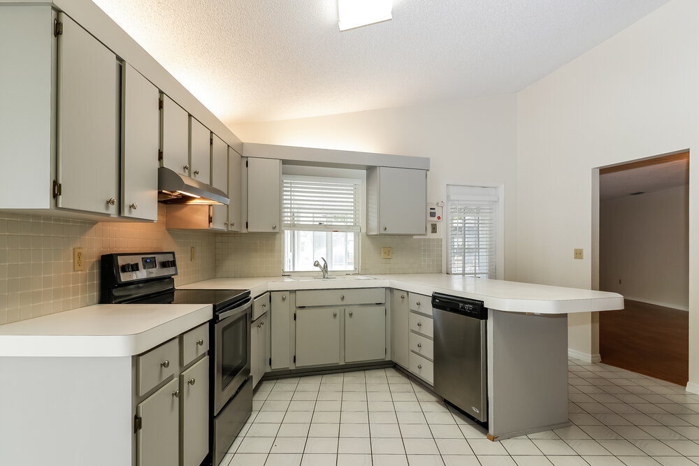 Building Photo - 9132 Hawkins Ct