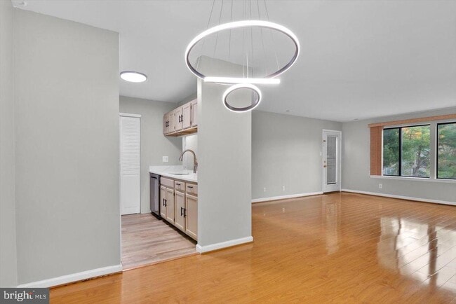 Building Photo - 1966 The Woods II