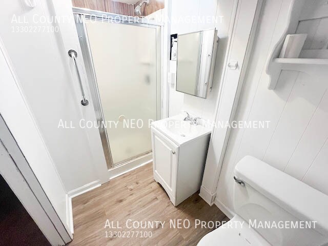 Building Photo - 20921 Westport Ave