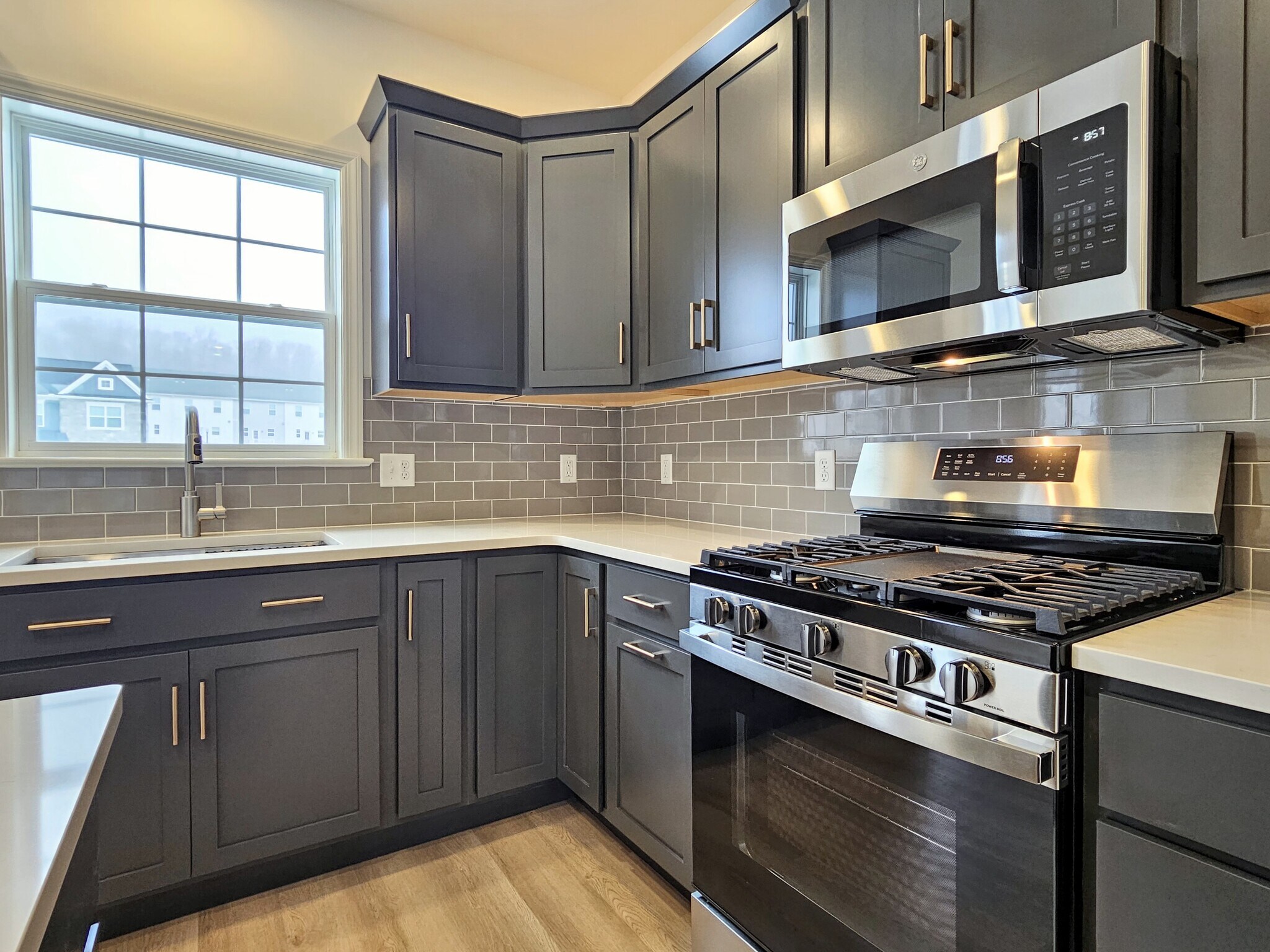 Building Photo - 2457 Spring Water Cir