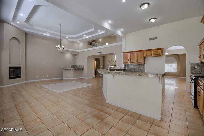 Building Photo - 6030 Laguna Vista Dr