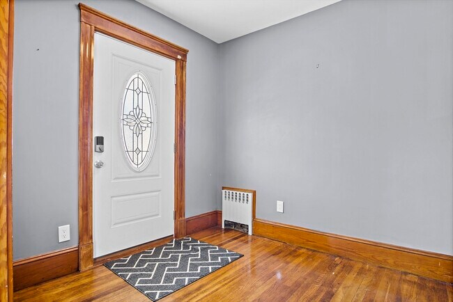 Building Photo - 24 Englewood Ave