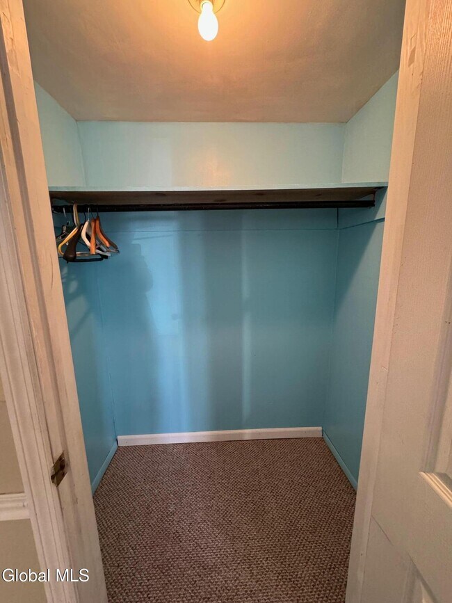 Building Photo - 603 1st St