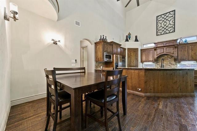 Building Photo - 6719 Springwood Ln