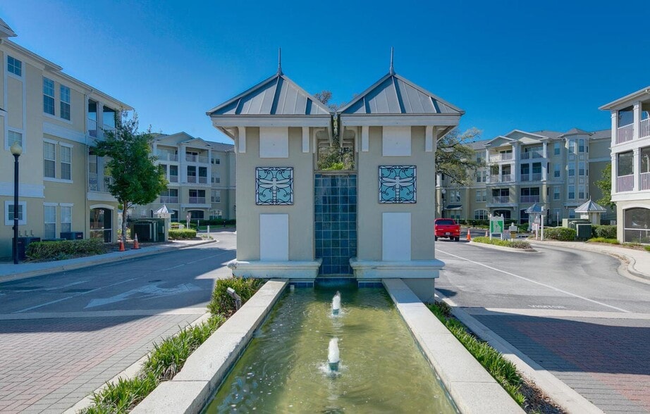 Building Photo - 8290 Gate Pky W