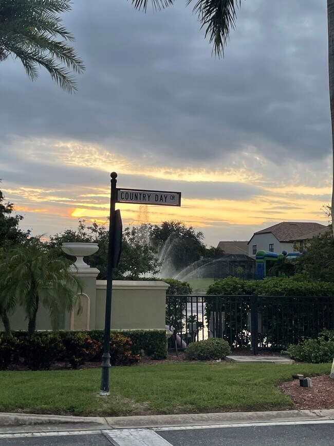 Building Photo - 12214 Country Day Cir