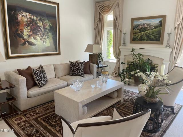 Building Photo - 2109 Valleyfield Ave