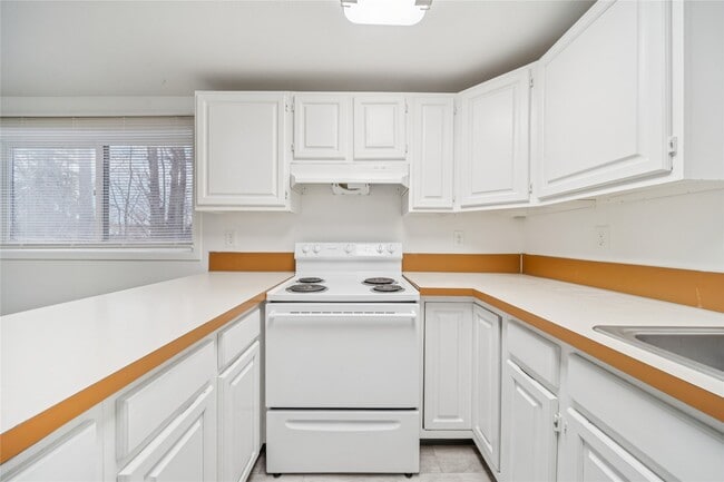 Building Photo - 12332 End St