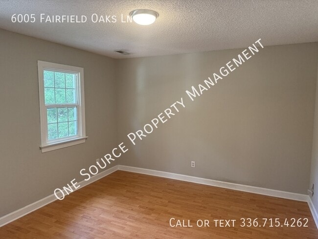 Building Photo - 6005 Fairfield Oaks Ln