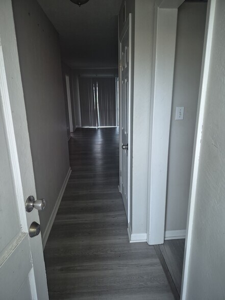 Building Photo - 2426 Tulane Ave